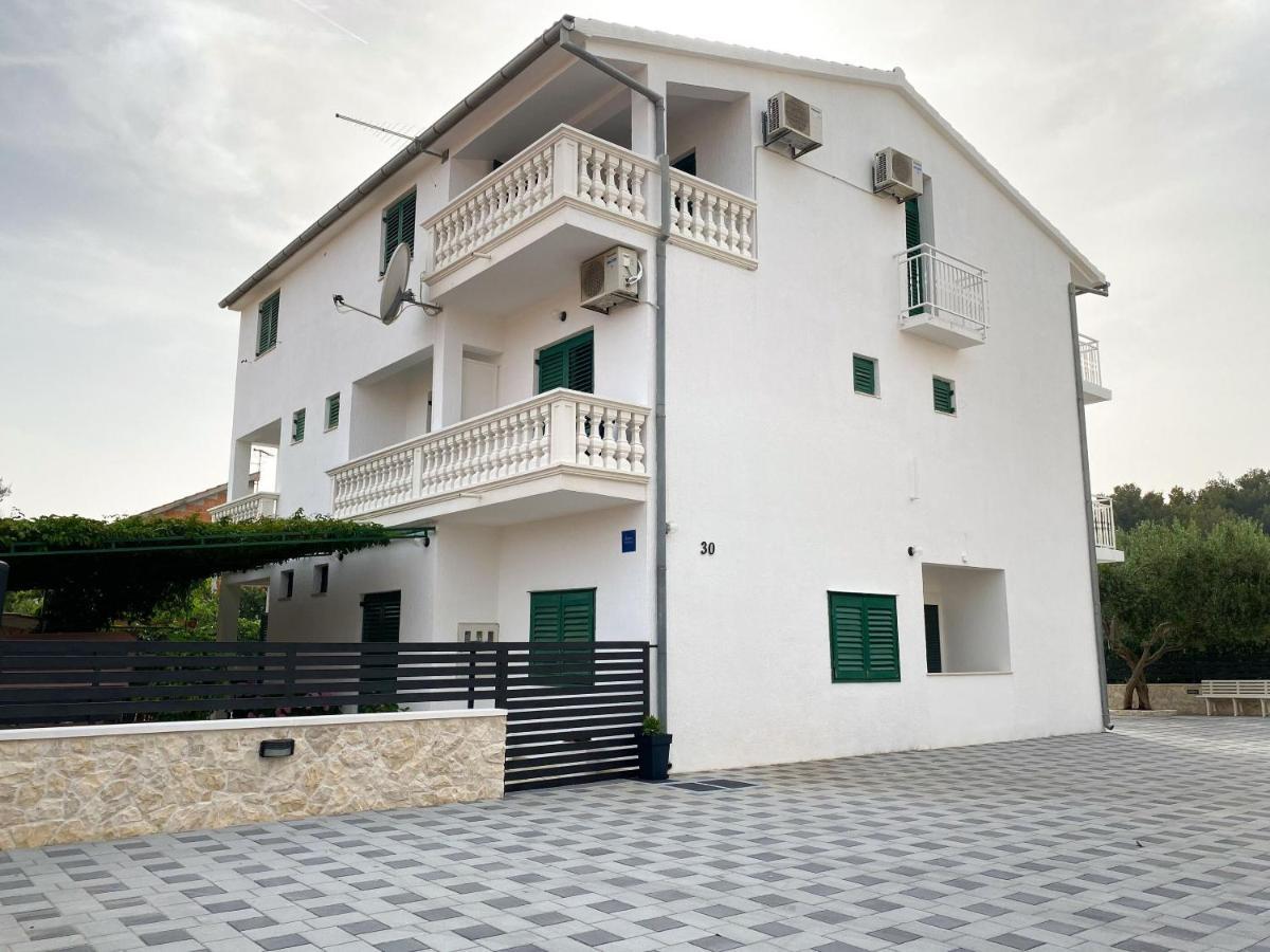 ז'אבוריץ' Apartments Pulic מראה חיצוני תמונה